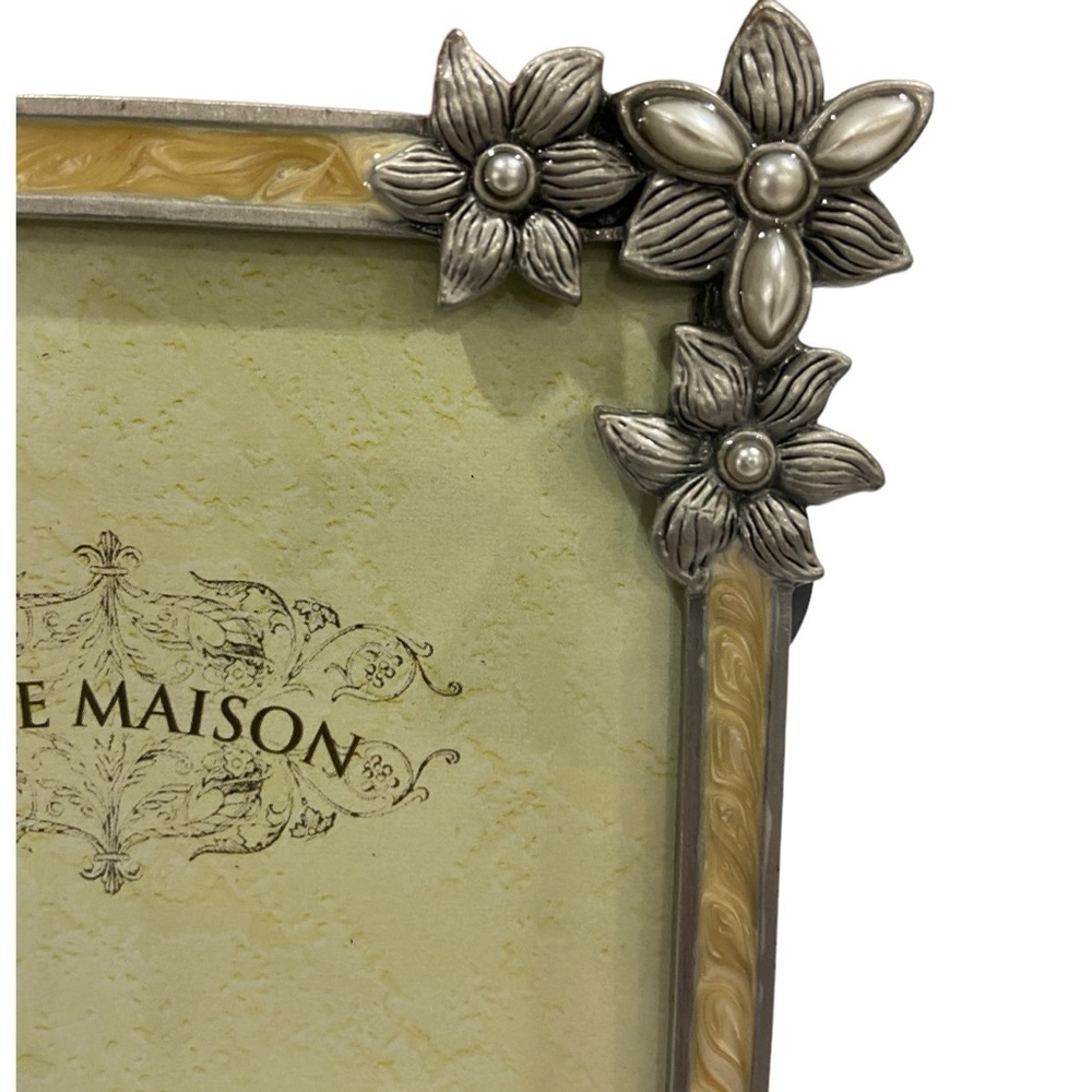 Belle Maison Art Nouveau Enamel Frame w/ Flowers & Pearl Inlays 4x6” Beautiful! - Picture 5 of 15